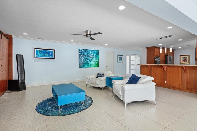 Building Photo - 701 Buoy Rd