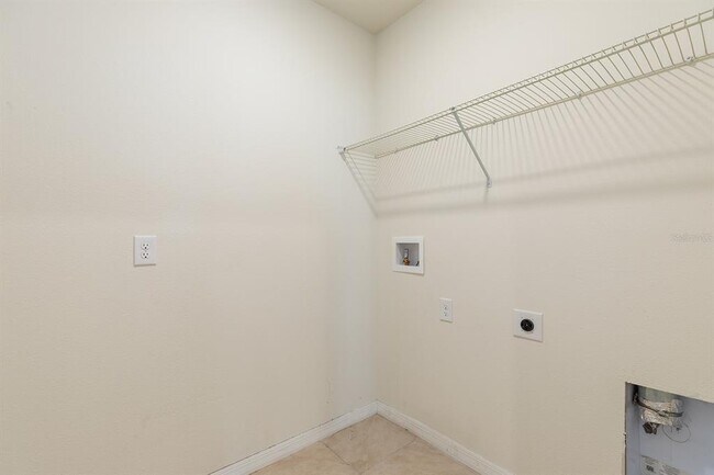 Building Photo - 3330 Eastgrove Ter