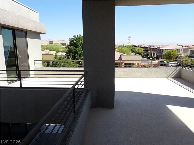 Building Photo - 10226 Jade Gardens Dr