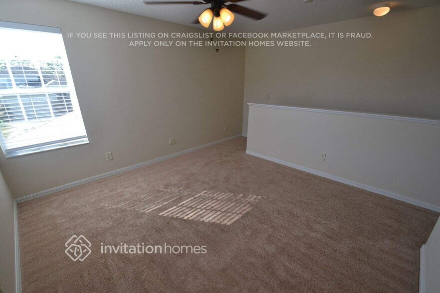 Building Photo - 11504 Village Brook Dr