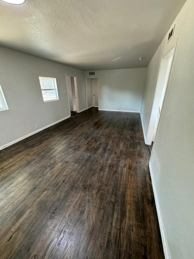 Building Photo - 152 Shadwell Dr