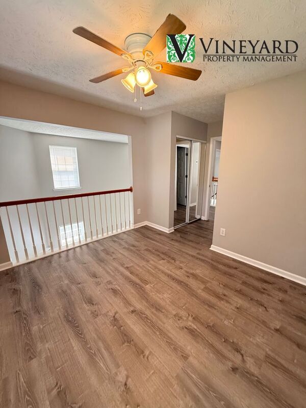 Building Photo - 242 Silver Ridge Dr