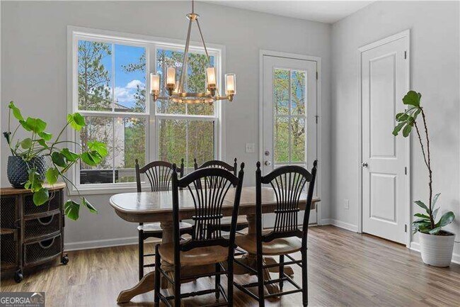 Building Photo - 4391 Gillon Cir SE