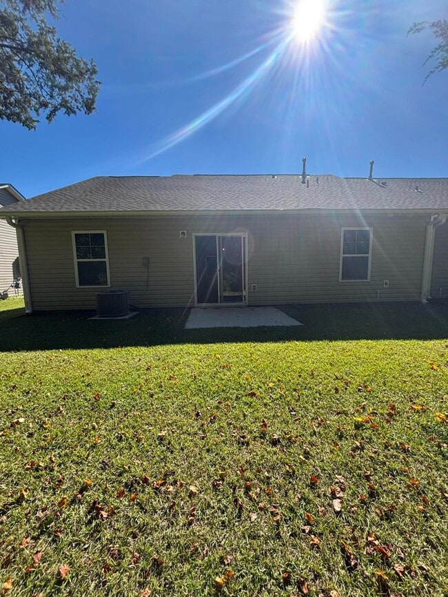 Building Photo - 2185 Stillpointe Dr