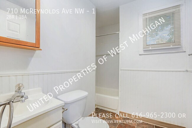 Building Photo - 710 Mc Reynolds Ave NW