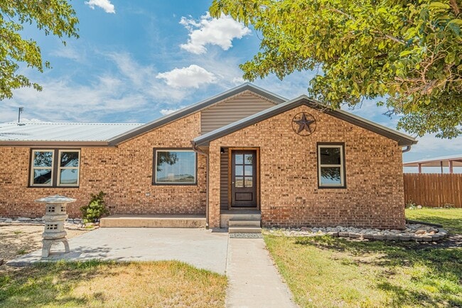 Building Photo - 182 County Rd 409-I