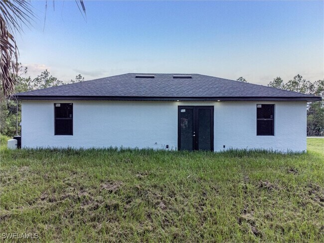 Building Photo - 1006 Hamilton Ave