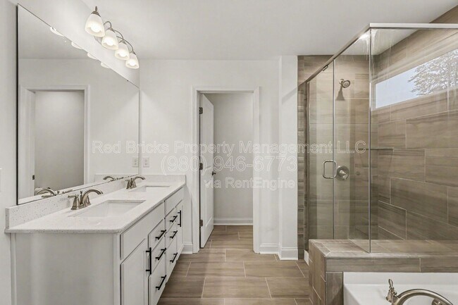 Building Photo - 15020 Sycamore Crossing Ct