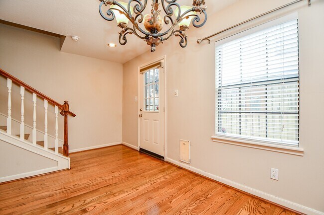 Building Photo - 5244 Arboles Dr