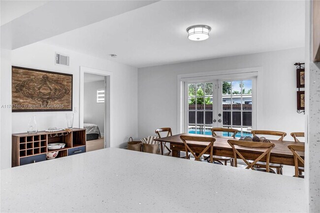 Building Photo - 11350 SW 51st St