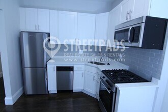 Building Photo - 3 bedroom in Boston MA 02115