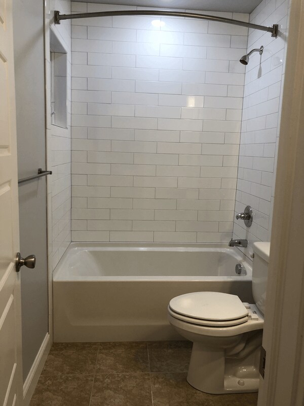 Building Photo - 2310 Parkwood Ave