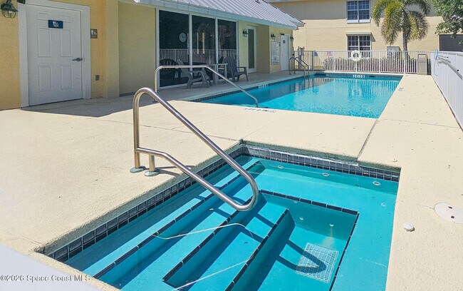 Building Photo - 206 Tin Roof Ave