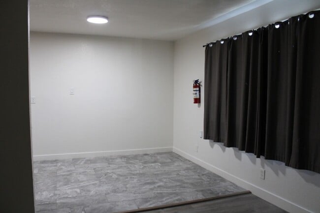 Building Photo - 3800 Waller Ave