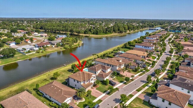 Building Photo - 3244 Dunning Dr