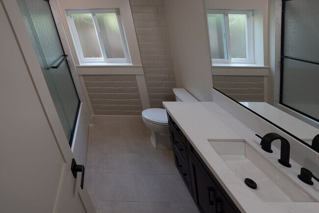 Building Photo - Beautiful Cameron Park New Build!