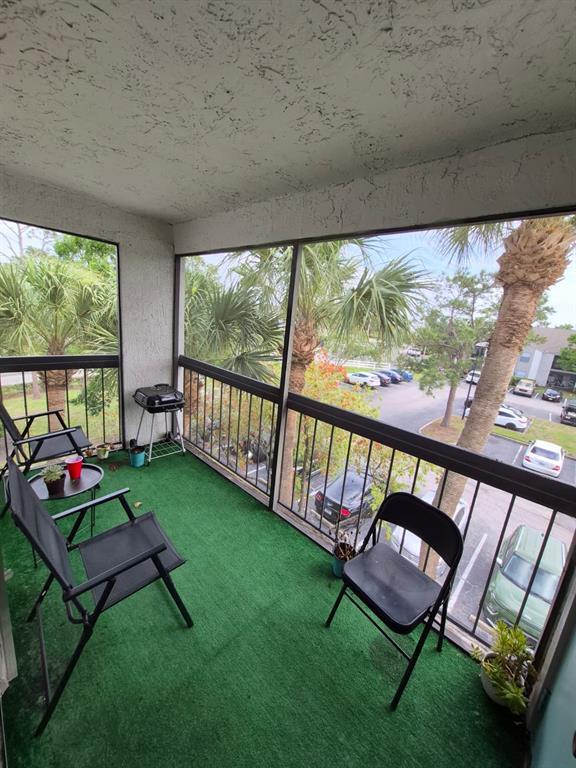 Building Photo - 2031 Cascades Blvd