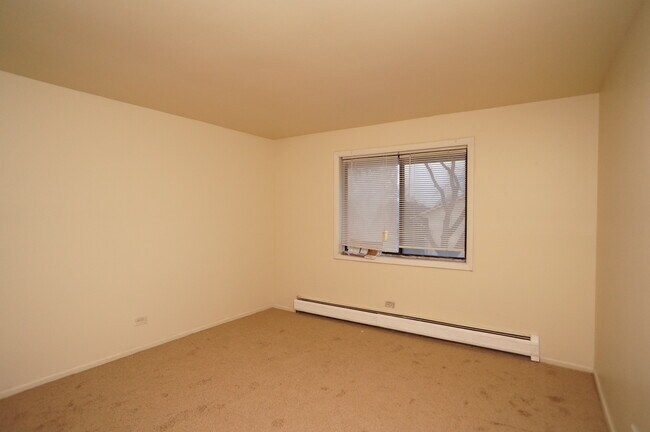 Building Photo - 1101 Florence Ave