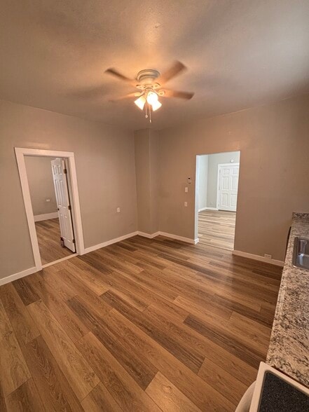 Building Photo - 143 E Baylor