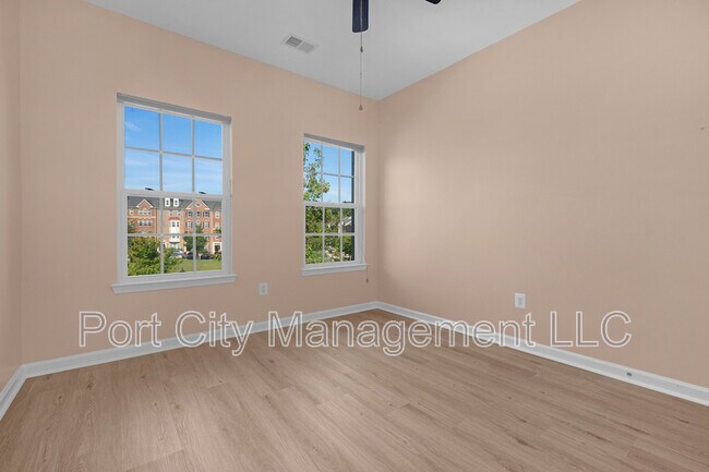 Building Photo - 905 Hall Station Dr
