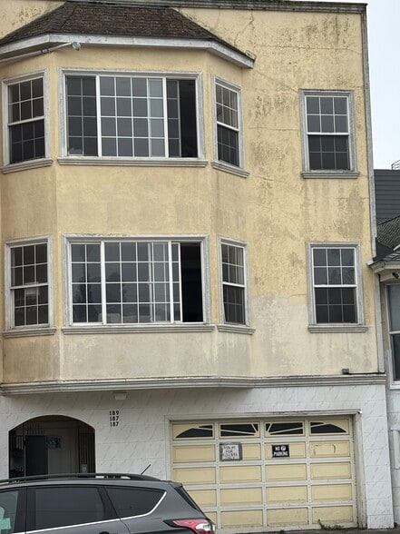 Primary Photo - 187 Broad St