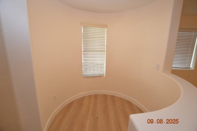 Building Photo - 5647 Merced St