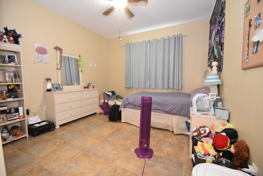 Building Photo - 8617 Karpeal Dr