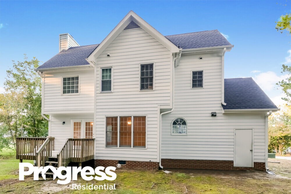 Building Photo - 4100 Mangrove Dr