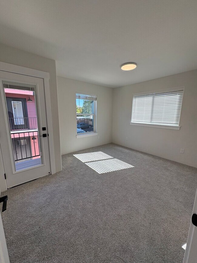 Building Photo - New Construction 3-bedroom, 2-bathroom townhouse