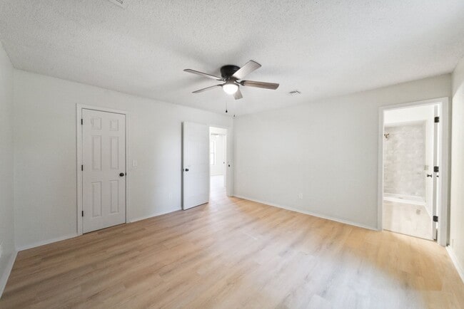 Building Photo - 3227 S Allegheny Ave