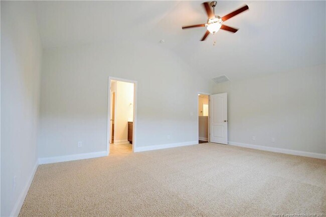 Building Photo - 138 Cromwell Ct