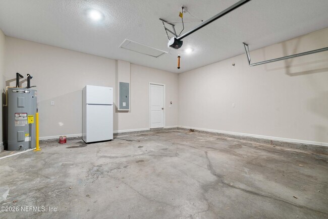 Building Photo - 5556 Kellar Cir