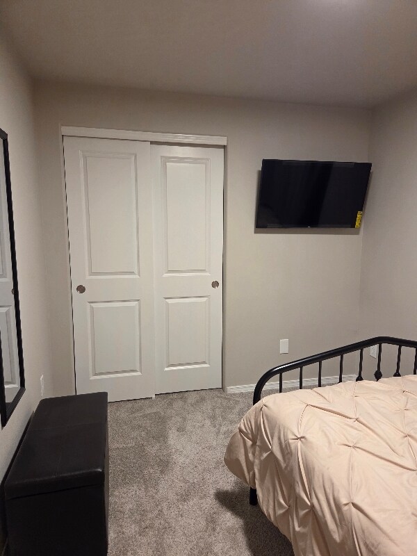 Building Photo - 600 Van Wy