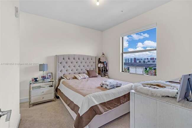 Building Photo - 8046 NW 104th Ave