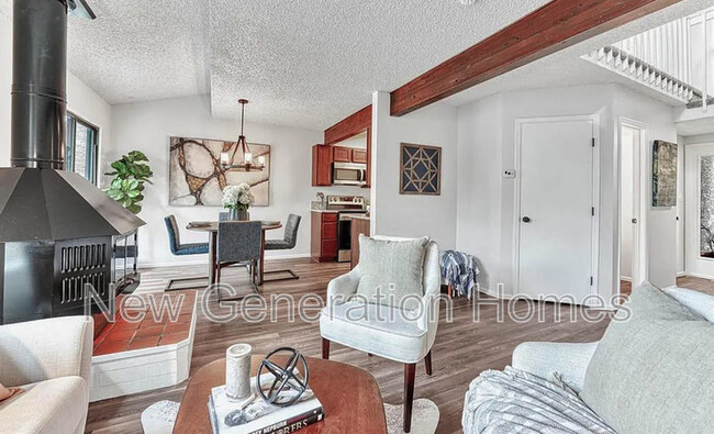 Building Photo - 4552 Castlepoint Dr