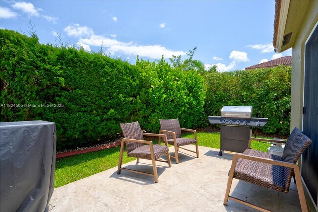Building Photo - 1482 Canary Island Dr