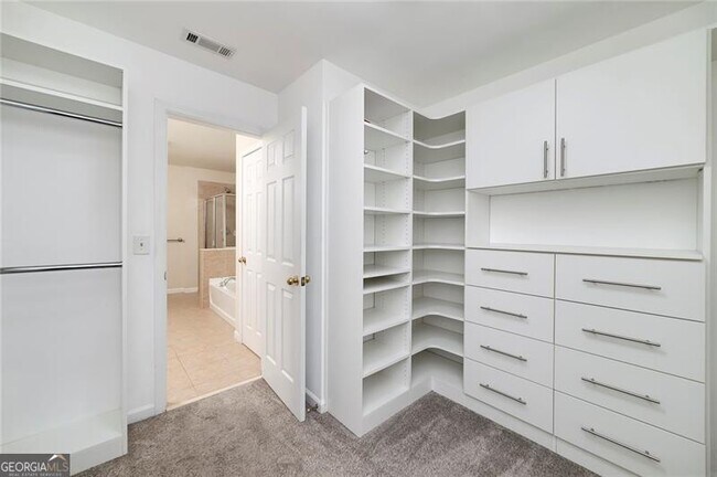 Building Photo - 1120 Bagwell Dr NW