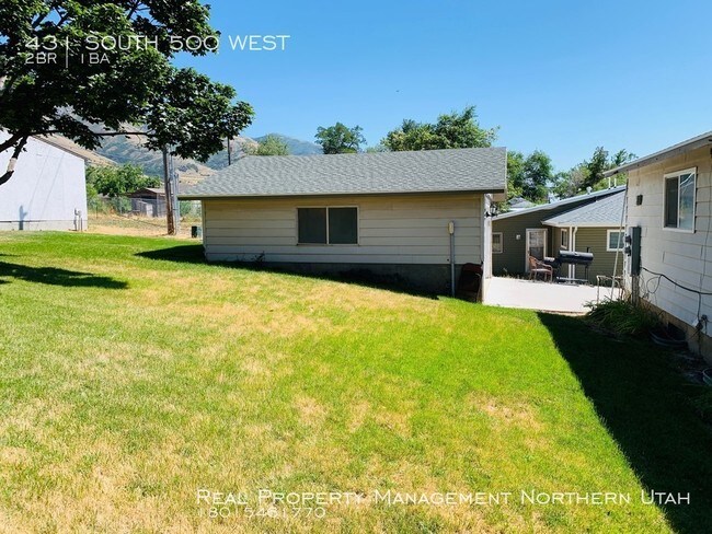 Building Photo - 2 Bedroom 1 Bath Brigham Duplex.