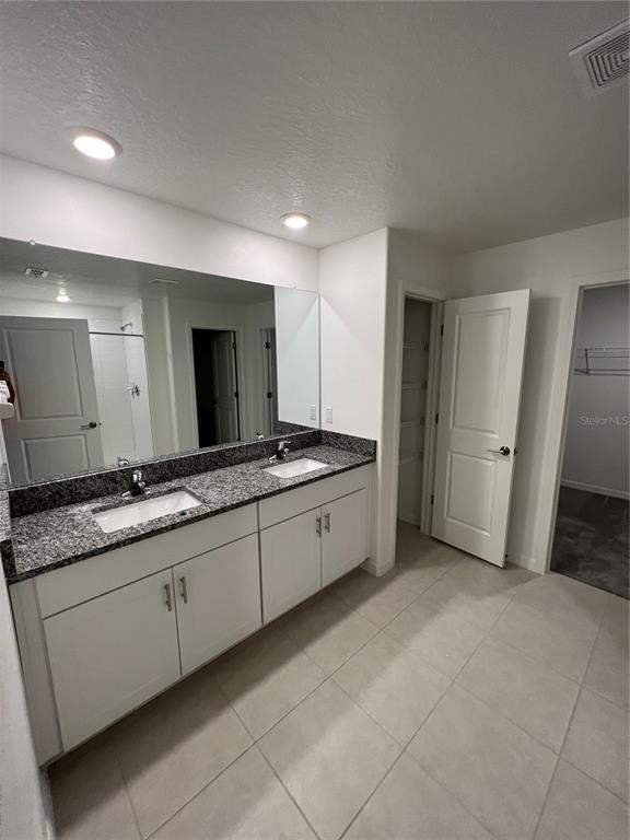 Building Photo - 12796 Weston Oaks Ln