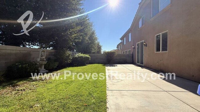 Building Photo - 16139 Maricopa Ln