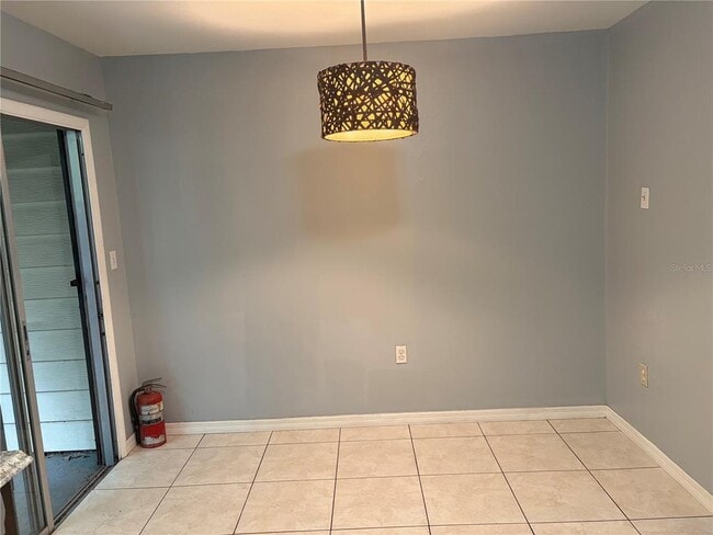 Building Photo - 1800 Warringwood Dr