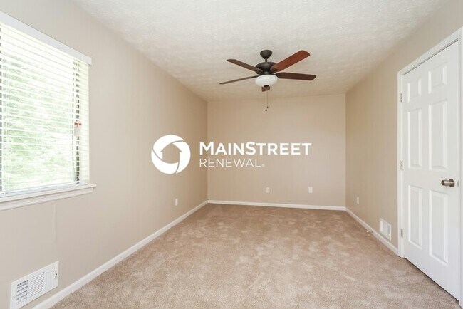 Building Photo - 5 Bedroom Pet-Friendly Home in Fairburn, GA with Main Street Renewal
