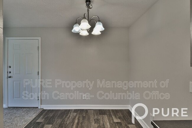 Building Photo - 1323 Old Manor Rd