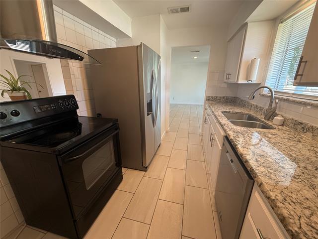 Building Photo - 7526 Thistle Ln