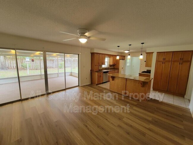 Building Photo - 1511 SE 40th Ct