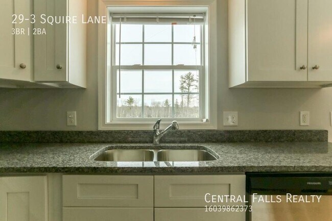 Building Photo - 29 Squire Ln