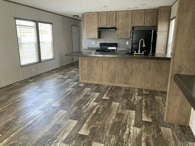 Building Photo - New & Ready for You! $299 First month's rent!