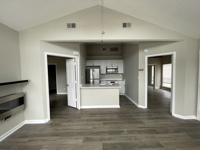 Building Photo - 188 Waters Edge Ln