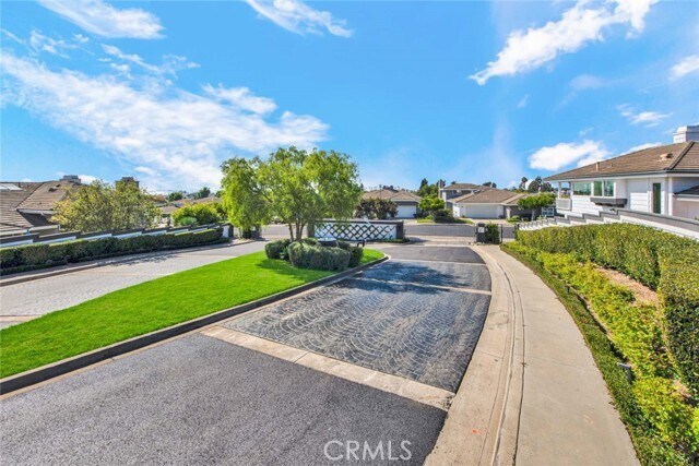 Building Photo - 804 Gardenia Way