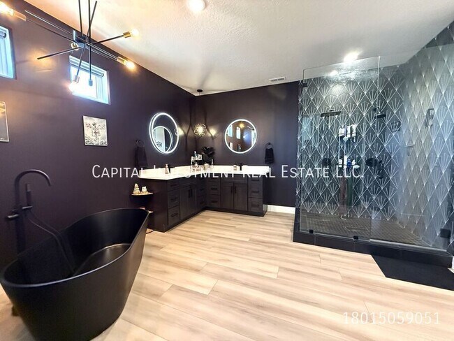 Building Photo - 7637 S Brinkerhoff Dr